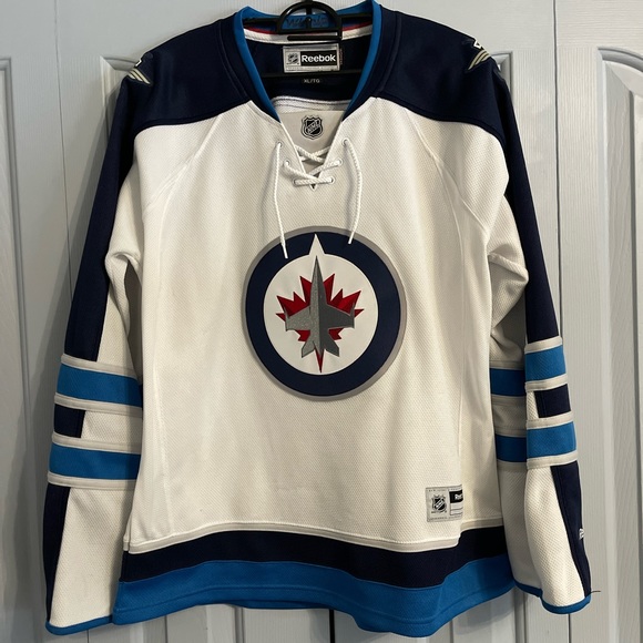 Winnipeg Jets Womens fit jersey - Picture 1 of 3